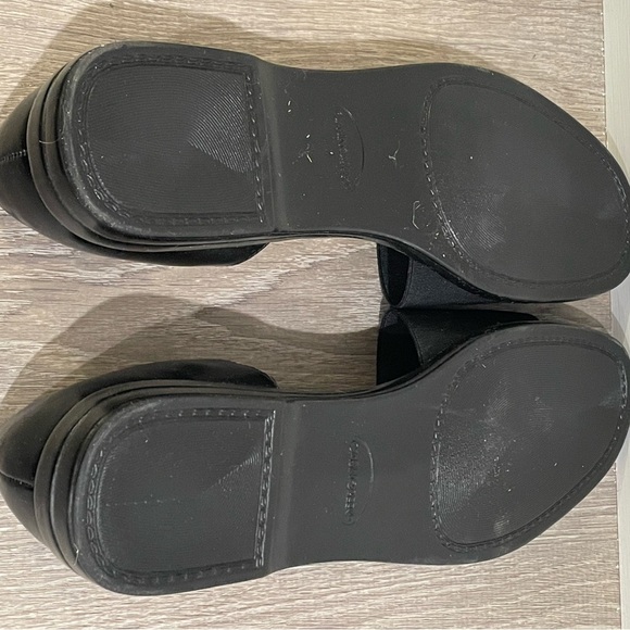 Cabin Creek Black Sandals Slip-On Comfort - Picture 5 of 7